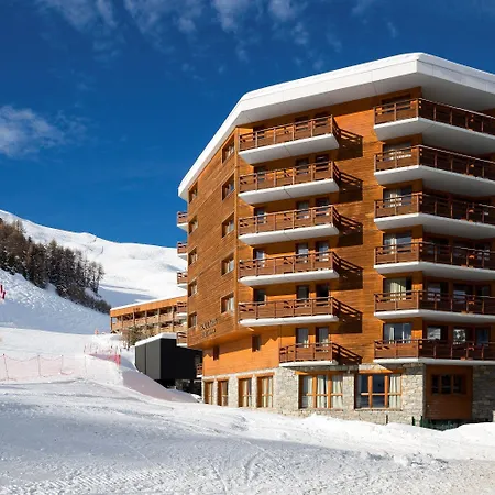 Araucaria & Hotel La Plagne