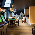 Hotel Araucaria & 4*