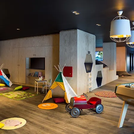 Araucaria & 4* Ла-Плань