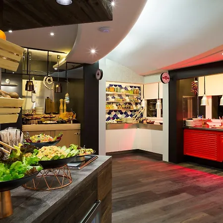 Araucaria & Отель