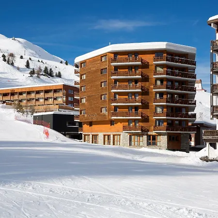 Araucaria & Hotel La Plagne
