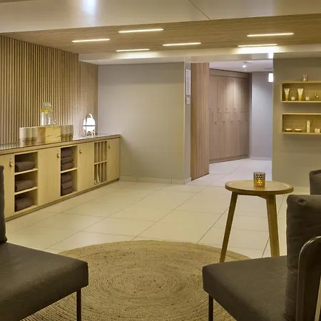 酒店 南洋杉spa酒店 4*